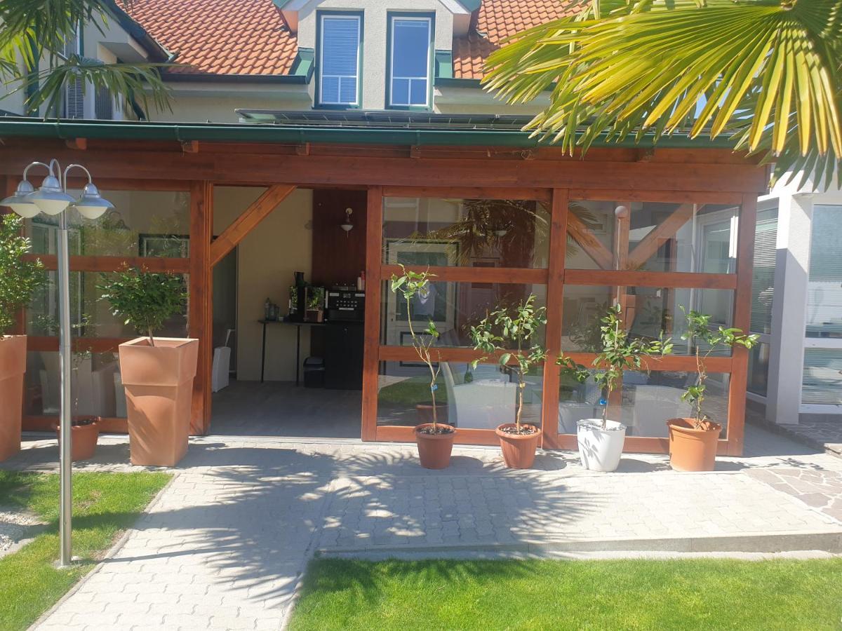 Ferienhaus Apetlon Exterior photo